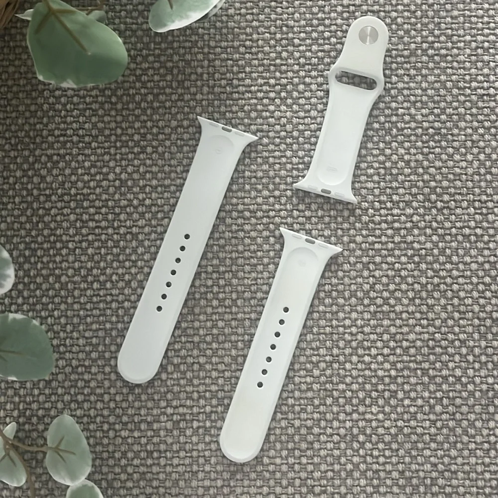 Apple Watch 42mm Sport Band in White